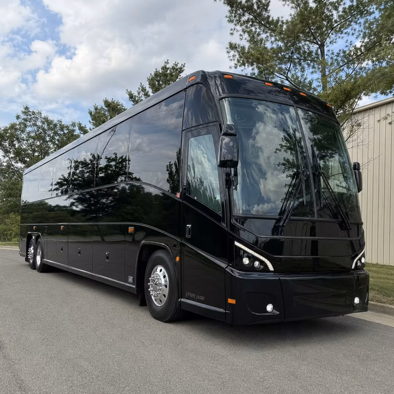 construction crew shuttles and worksite transportation in waco